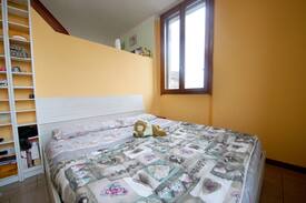 NoLo Apartment | LA MADONNINA - ROOM RED - MM 1 ROVERETO