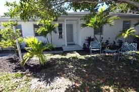 Tradewinds House | JAMAICA BUNGALOW EAST