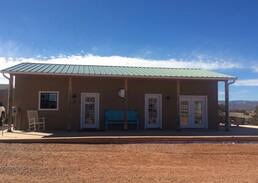 Abiquiu House | Bed & Barn | Guest House and Horse Facilities