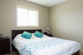 Northeast Edmonton House | Two Private Bedrooms in North East Edmonton