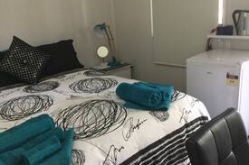 Chinchilla House | Rubern Lodge ,Room number 3 ,queen room