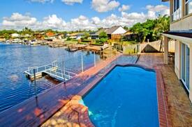 Hollywell Villa | Magnificent Waterfront Holiday Let