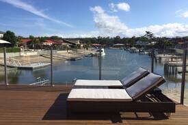 Hollywell Villa | Magnificent Waterfront Holiday Let