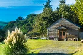 Saint Gennys House | TREWARDEN - THE TREEHOUSE