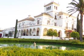 Gerena Villa | Hacienda La Caprichosa. Sevilla. España.