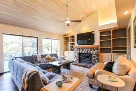 Bee Cliffs House | LAKE AUSTIN WATERFRONT