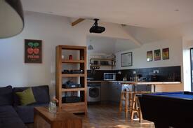 Tunstead House | Crossing Retreat