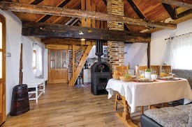 Klostar Ivanic House | Holiday cottage with 2 bedrooms on 84m² in Vrbovec