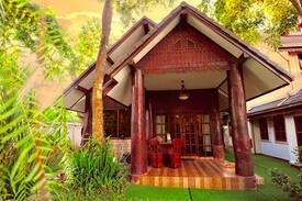 Mueang Len Villa | 清迈 古城 私家花园泳池别墅,可提供叫车接送机(付费)