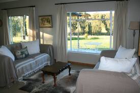 Maluti a Phofung Cabin | Buffalo Lake Cottage