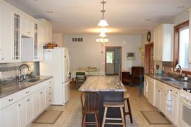 Bass Lake House | Bass Lake Beach Oasis
