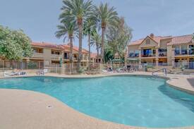 The Townhomes Apartment | Racquet Club at Scottsdale Ranch