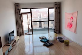 Qingdao Apartment | 胶州市香港路-宝丽金山水国际小区 远离喧嚣在这里安静的住几天，想想该静静地想的事情...