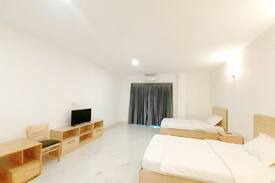 Sihanoukville City Centre Apartment | Grand Studio 38m2 2 Lits+Piscine+Gym+360degré View
