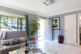 Upper Lake Hotel | Waterfront Executive Suite - Lodge At Blue Lakes