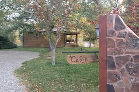 King Hill Cabin | River Ranch Retreat - Cabin