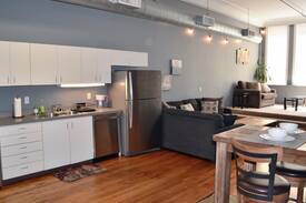 Gaslamp Quarter Apartment | Stunning Loft in Gaslamp District