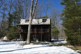 Waterfront Greens Cabin | Rock Haul @ Deep Creek Lake