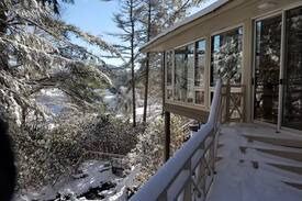 Highlands House | TippyToe Falls Highlands, North Carolina