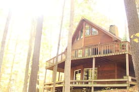 Nashville House | Wooded &Fabulous Brown County Cabin