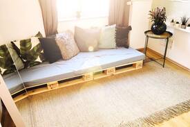 Altstadt-Nord Apartment | Comfort room in Cologne City
