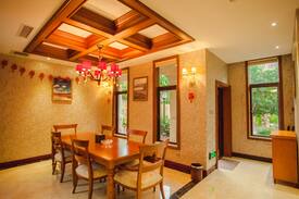 Tengchong Villa | 腾冲高黎贡【新古典栖月】温泉别墅标间--免费接机或接站--免费早餐(室内外温泉可付费体验)