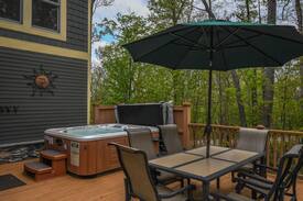 Thayerville House | Trailside Tranquility