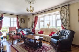 Roscoe House | Tonabrucky, Bushy Park