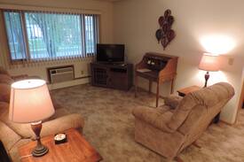 Minot Apartment | Lodge 2022 #1 Everything in Minot