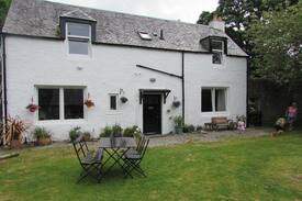 Dunoon Cabin | The Manse Cottage By Dunoon Argyll