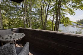 South Casco House | Point Sebago Resort - Designer Cottage-Salt Box