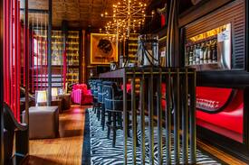 Le Prieure Apartment | Appart_Hôtel Drake Longchamp 3*