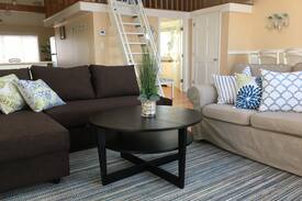Matunuck House | Sea-Me-Now On the beach, family friendly!