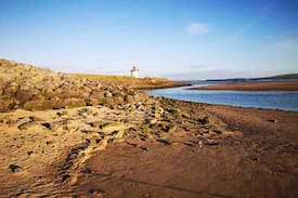Burry Port Cabin | Burry Port Harbour Oak Leaf Cottage