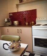 Uralla House | Retro Uralla Cottage, near Armidale