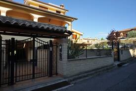 Rignano Flaminio Apartment | Countryside two-story apartment close to Rome