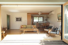 Shoreham House | #2 Classic Beach House. Sea views. Shoreham