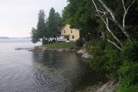 Charlotte House | Pristine Waterfront Location