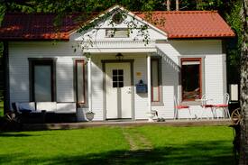 Glava House | Vita Huset