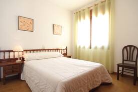 Miami Platja Villa | Sunrise Villa Pamplona