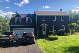 Rindge House | Full size bedroom in Rindge (home share)