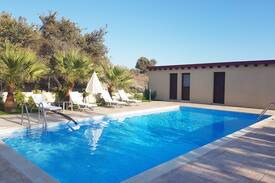 Anafotida House | Ithaki Holiday Home I Anafotia Village Larnaca