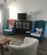 South Venice House | Beach Cottage Beauty! Ferry to the Private Beach!