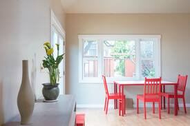 Cleveland Heights House | Charming Garden Cottage in Oakland