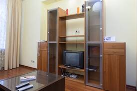 Central Administrative Okrug Apartment | TVERSKAYA ELISEEVSKIY Apartment, 2R