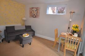 Frodsham House | Annie's Annexe