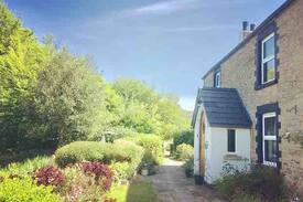 Lydbrook Cabin | Picture perfect cottage with stunning views