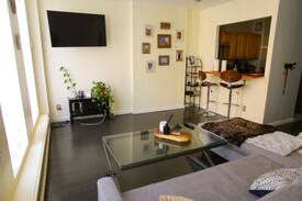 Harlem Apartment | Bright Apartment in Historical Harlem