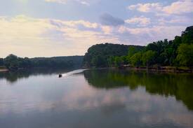 Mayes County Cabin | Donna's Cabin on the Grand River