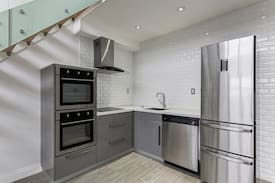 Central Hamilton Apartment | PRIME LOCATION!! MODERN HESS VILLAGE LOFT